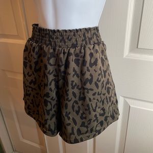 High waist shorts